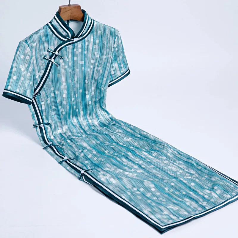 Женское винтажное платье Ципао с высоким разрезом и воротником-стойкой в китайском стиле Ципао средней длины с коротким рукавом, платье Цип...
Женское винтажное платье Ципао с высоким разрезом и воротником-стойкой в китайском стиле Ципао средней длины с коротким рукавом, платье Цип...