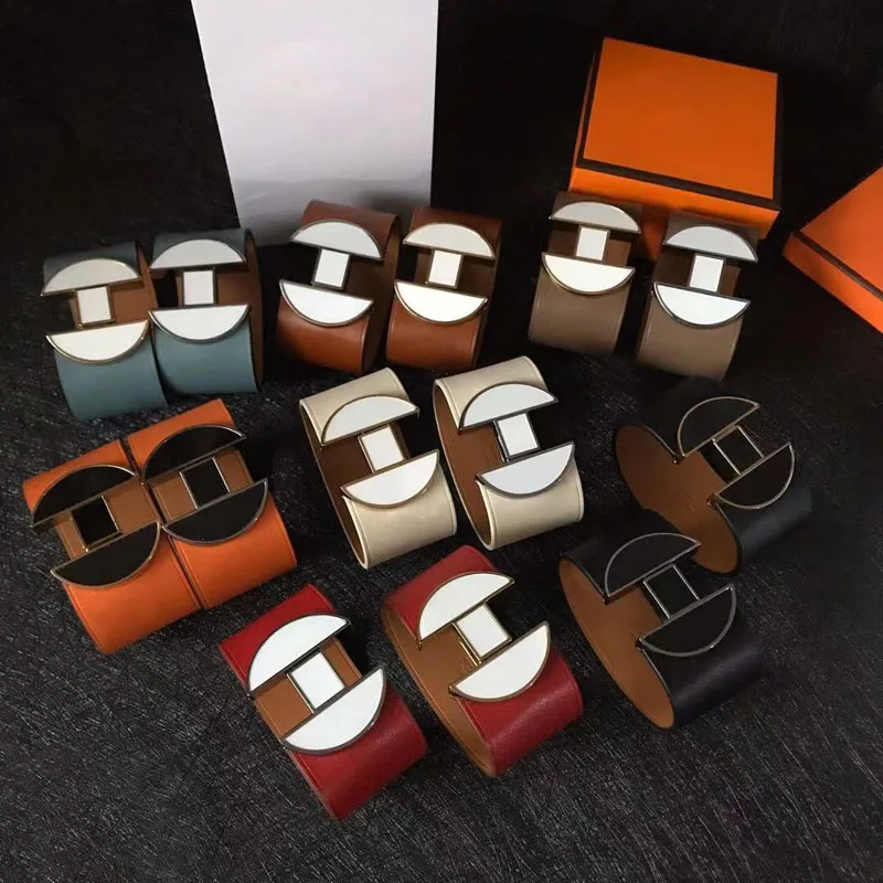 2021 fashion jewelry real leather bracelet for women the wide version the best gift free shipping
2021 fashion jewelry real leather bracelet for women the wide version the best gift free shipping