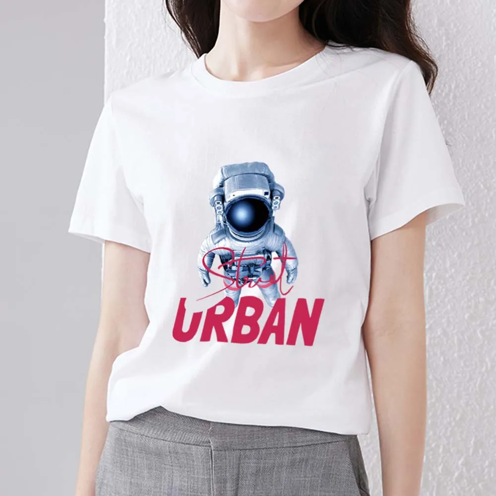 Women's Sweet Fashion Casual T-shirt Cartoon Pattern Fantasy Space Astronaut Print Series O-neck Slim Soft and Comfortable Top
Women's Sweet Fashion Casual T-shirt Cartoon Pattern Fantasy Space Astronaut Print Series O-neck Slim Soft and Comfortable Top