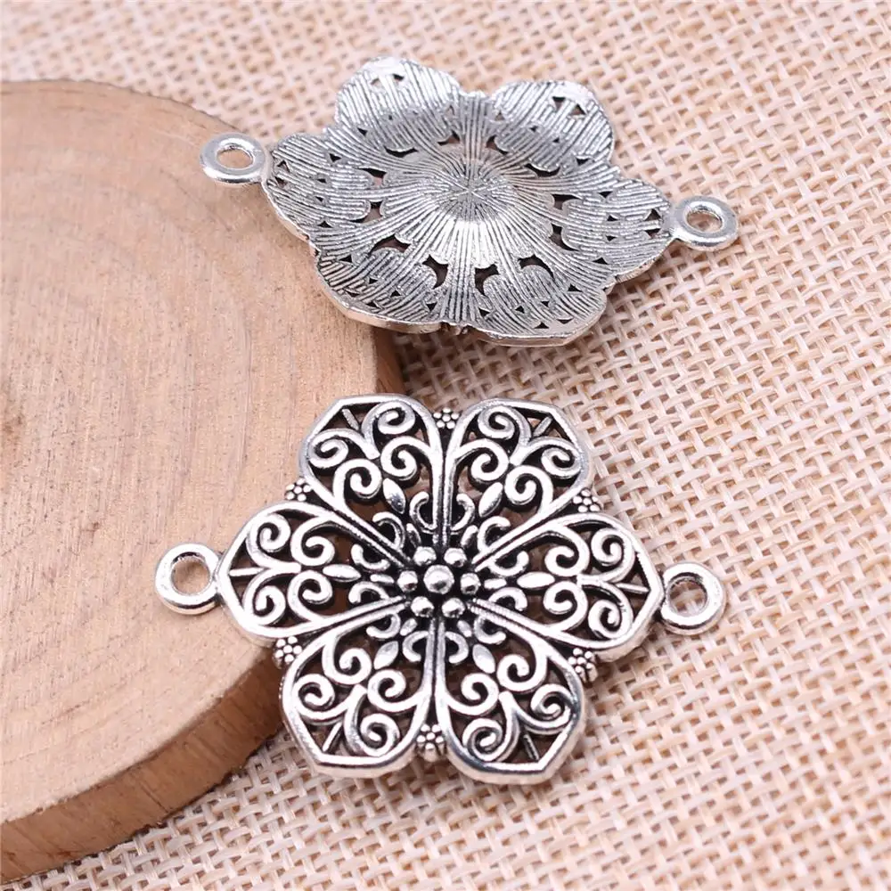 Flower Connector Charms For Jewelry Making Findings Handmade DIY Craft 3pcs Antique Silver Color 40x28mm
Flower Connector Charms For Jewelry Making Findings Handmade DIY Craft 3pcs Antique Silver Color 40x28mm