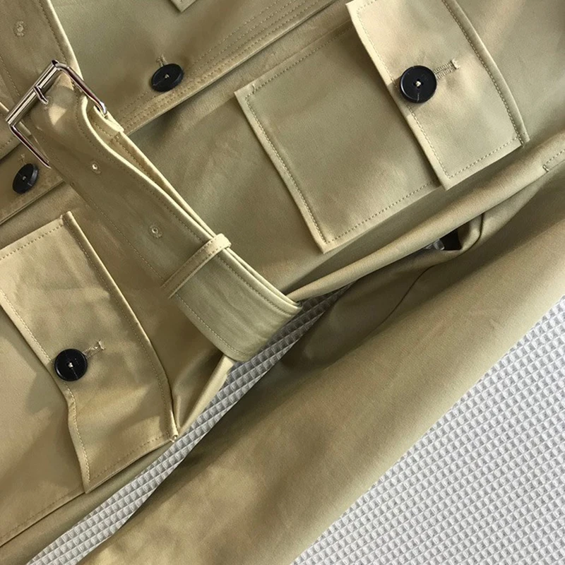 TWOTWINSTYLE Casual Khaki Trench For Women Notched Long Sleeve Patchwork Pockets Sashes Tunic Loose Coats Female Summer 2021 New
TWOTWINSTYLE Casual Khaki Trench For Women Notched Long Sleeve Patchwork Pockets Sashes Tunic Loose Coats Female Summer 2021 New