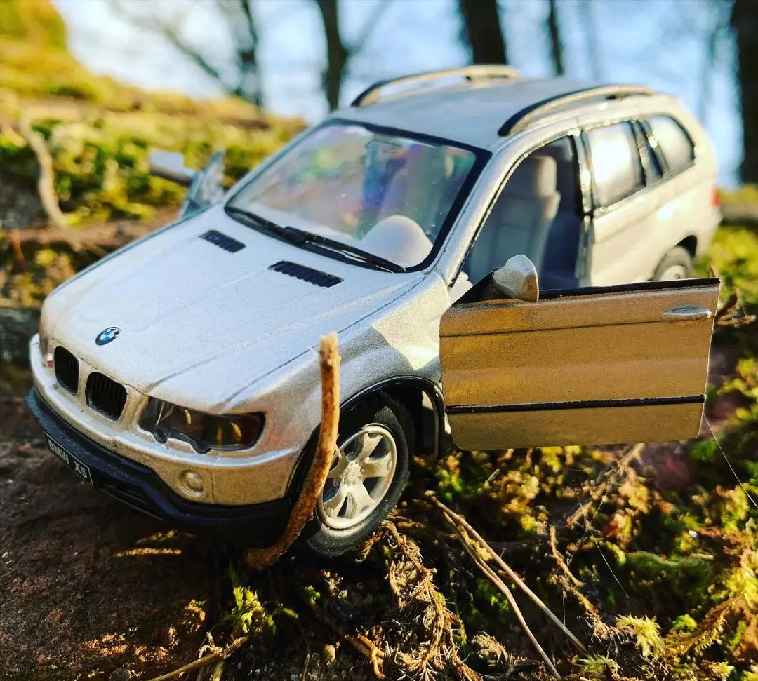 1:32 BWM X5 Car Model Alloy Die Cast Classic Luxury Cars Favorites Gift Kids Toys Cars Collection of ornaments
1:32 BWM X5 Car Model Alloy Die Cast Classic Luxury Cars Favorites Gift Kids Toys Cars Collection of ornaments