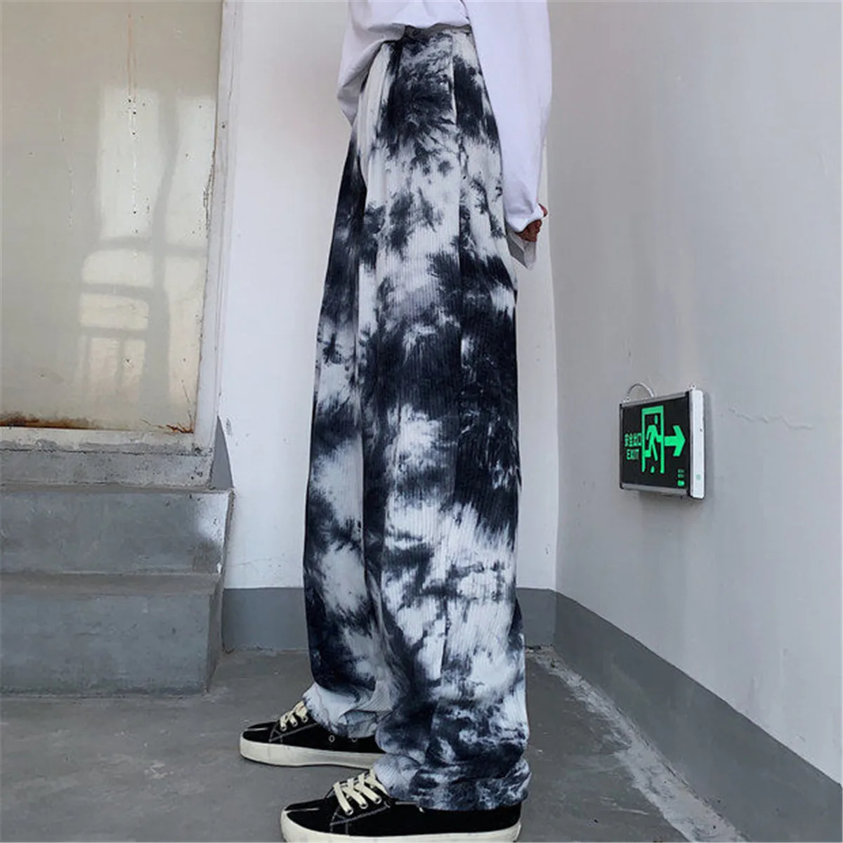 Cool Tie Dyed Pants Women Fashion Trousers Harem Elastic High Waist Sweatpants Harajuku Funny Hip Hop Ins Black Pants Girls
Cool Tie Dyed Pants Women Fashion Trousers Harem Elastic High Waist Sweatpants Harajuku Funny Hip Hop Ins Black Pants Girls