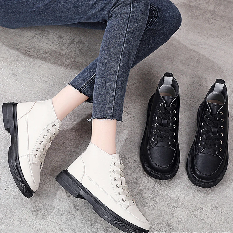 2021 New Platform Sneakers for Women Korean Lace Up High Leather Women's Shoes Casual Autumn Female Martin Boots Botas De Mujer 
2021 New Platform Sneakers for Women Korean Lace Up High Leather Women's Shoes Casual Autumn Female Martin Boots Botas De Mujer