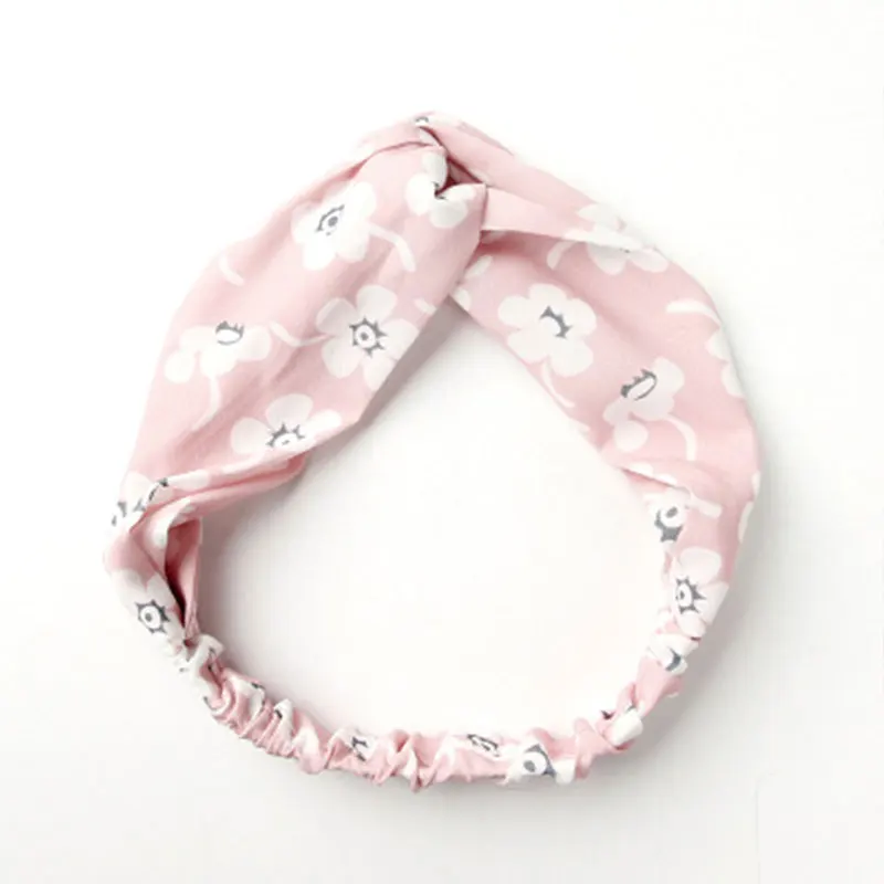 2020 Floral Print Knot Headband Elastic Hairband Boho Hair Bands Girls Headwear Cross Turban Heradband Women Hair Accessories 
2020 Floral Print Knot Headband Elastic Hairband Boho Hair Bands Girls Headwear Cross Turban Heradband Women Hair Accessories