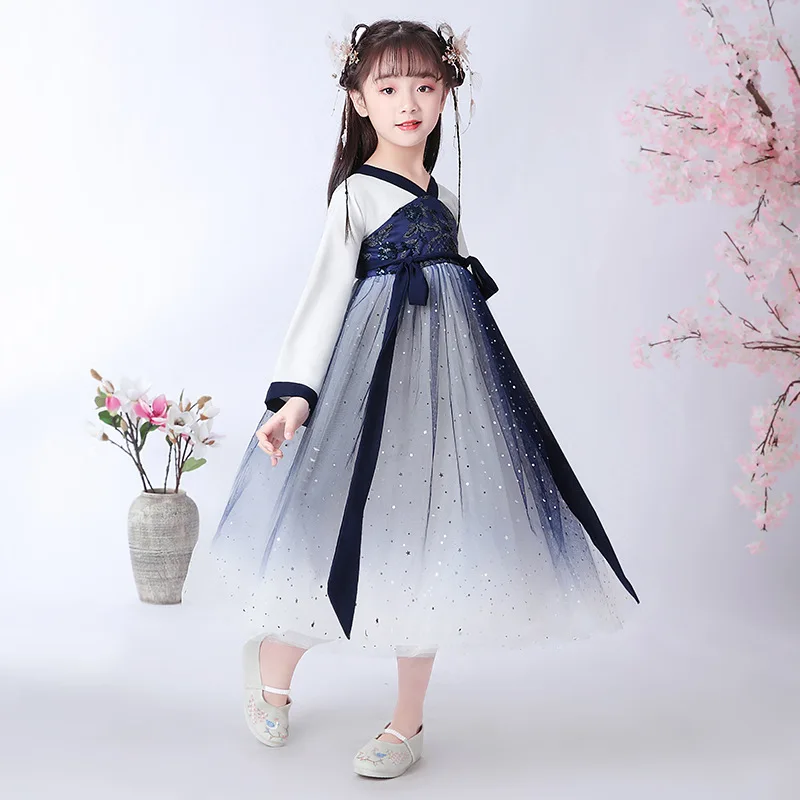 Детское нижнее белье Hanfu, костюм для девочек в древнем стиле, супер сказочная одежда в китайском стиле, весна-осень 2020, новое платье с градиен...
Детское нижнее белье Hanfu, костюм для девочек в древнем стиле, супер сказочная одежда в китайском стиле, весна-осень 2020, новое платье с градиен...