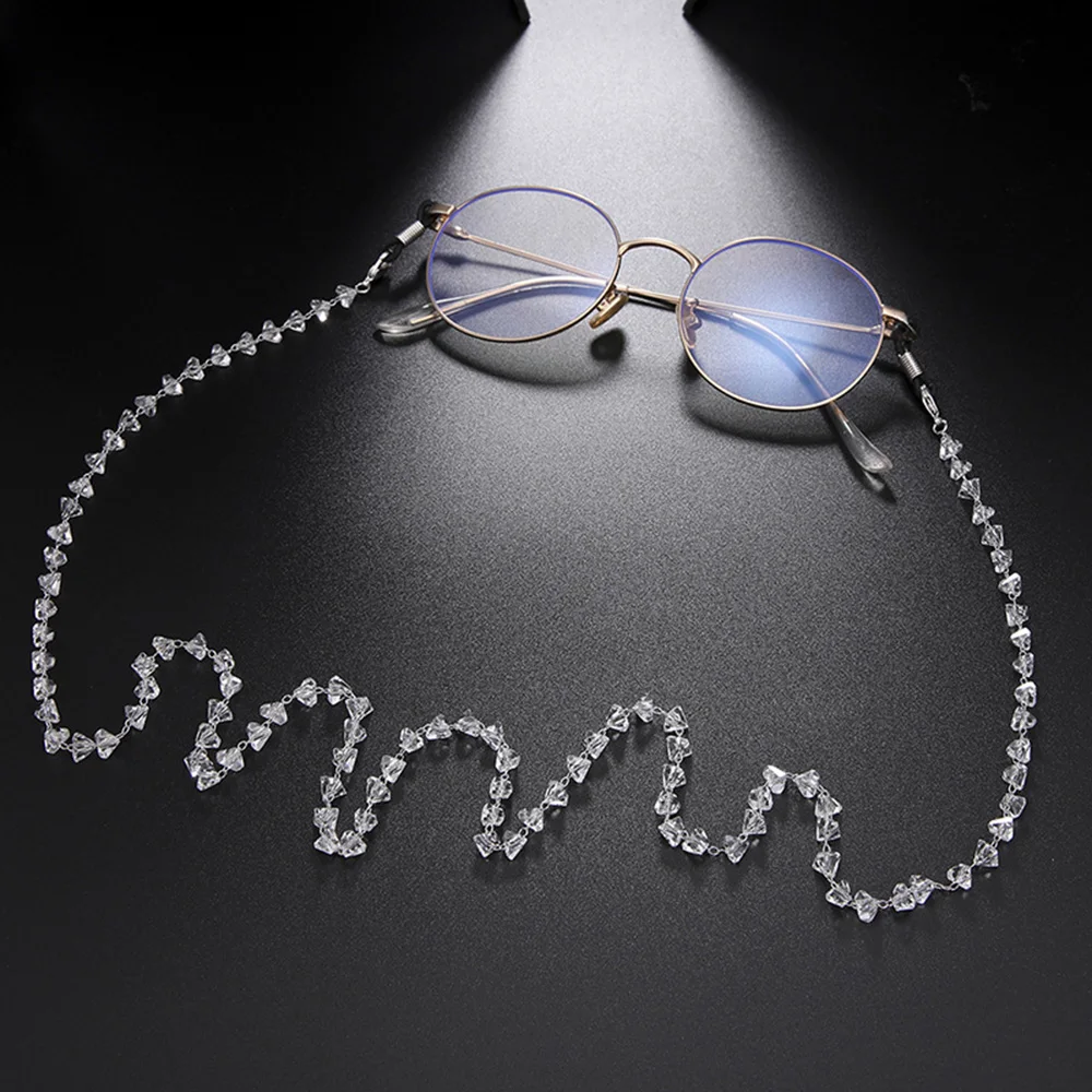 2021fashion New1pcscrystal Beaded Hanging Glasses Chain Fashion Lanyard Gold Metal Sunglassses Chains Cord For Women
2021fashion New1pcscrystal Beaded Hanging Glasses Chain Fashion Lanyard Gold Metal Sunglassses Chains Cord For Women