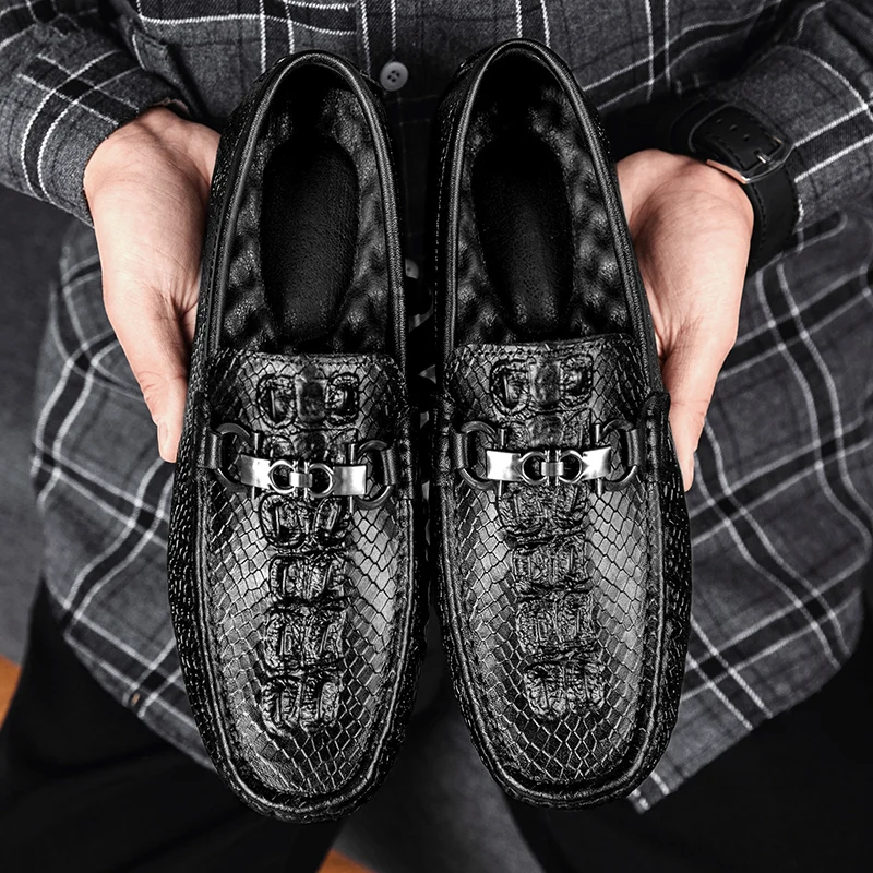 2021 Genuine Leather Men Shoes Luxury Brand Casual Slip on Flats Formal Loafers Man Moccasins Italian Black Male Driving Shoes
2021 Genuine Leather Men Shoes Luxury Brand Casual Slip on Flats Formal Loafers Man Moccasins Italian Black Male Driving Shoes