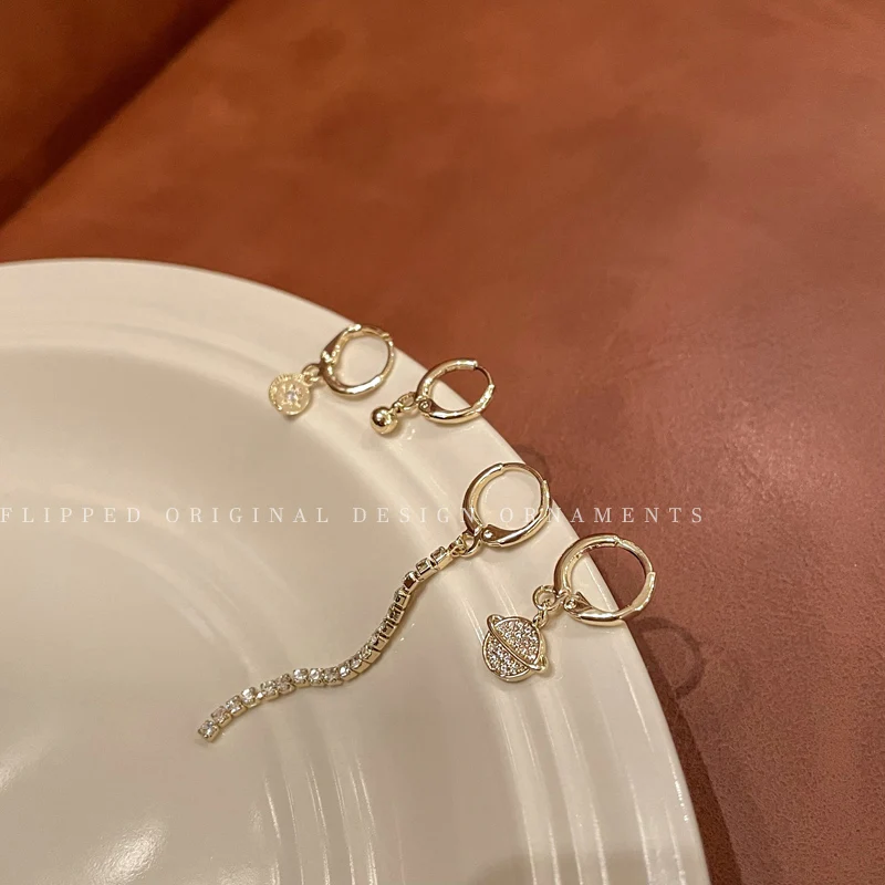 New Fashion Piece Set Of Rhinestone Drop Earrings Elegant Y2k Fringed Jewelry Creative Irregular Korean Hoop Earrings Gift 2021
New Fashion Piece Set Of Rhinestone Drop Earrings Elegant Y2k Fringed Jewelry Creative Irregular Korean Hoop Earrings Gift 2021