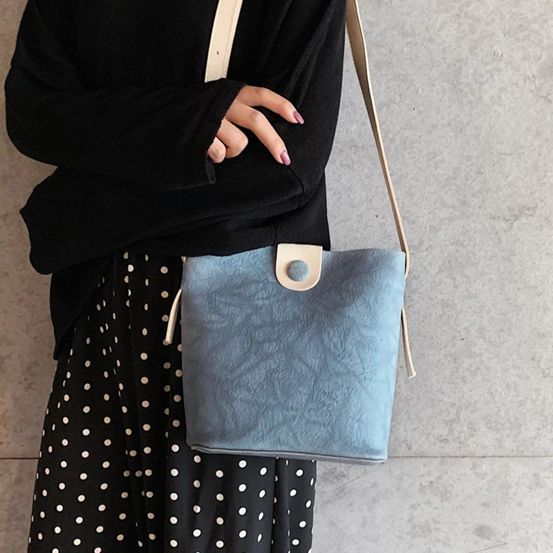 Ladies Small Leisure Bucket Bag Blue Fashion Texture Solid Color Casual Bucket Bag Simple Solid Color Crossbody Pakage For Women
Ladies Small Leisure Bucket Bag Blue Fashion Texture Solid Color Casual Bucket Bag Simple Solid Color Crossbody Pakage For Women