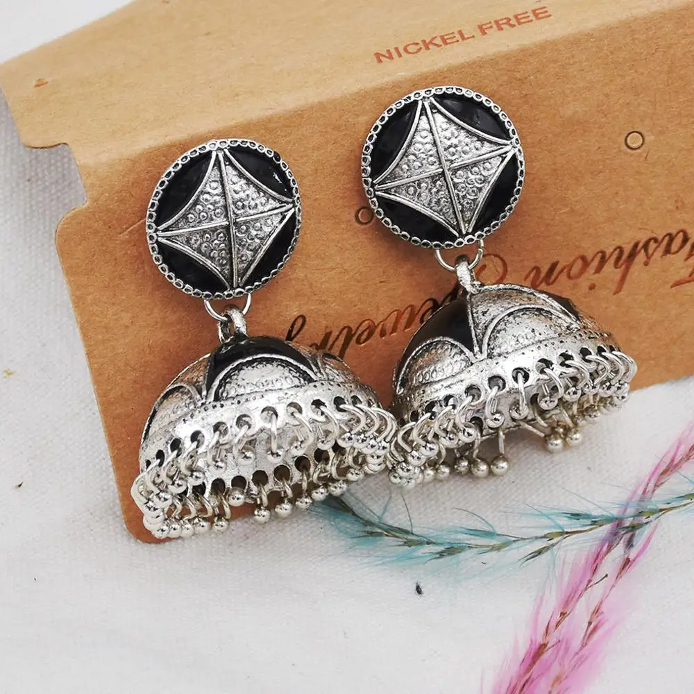New European American Earrings Bohemian Ethnic Style Alloy Retro Tassel Bells Fashion Earrings For Women Party Wild Jewelry Gift
New European American Earrings Bohemian Ethnic Style Alloy Retro Tassel Bells Fashion Earrings For Women Party Wild Jewelry Gift