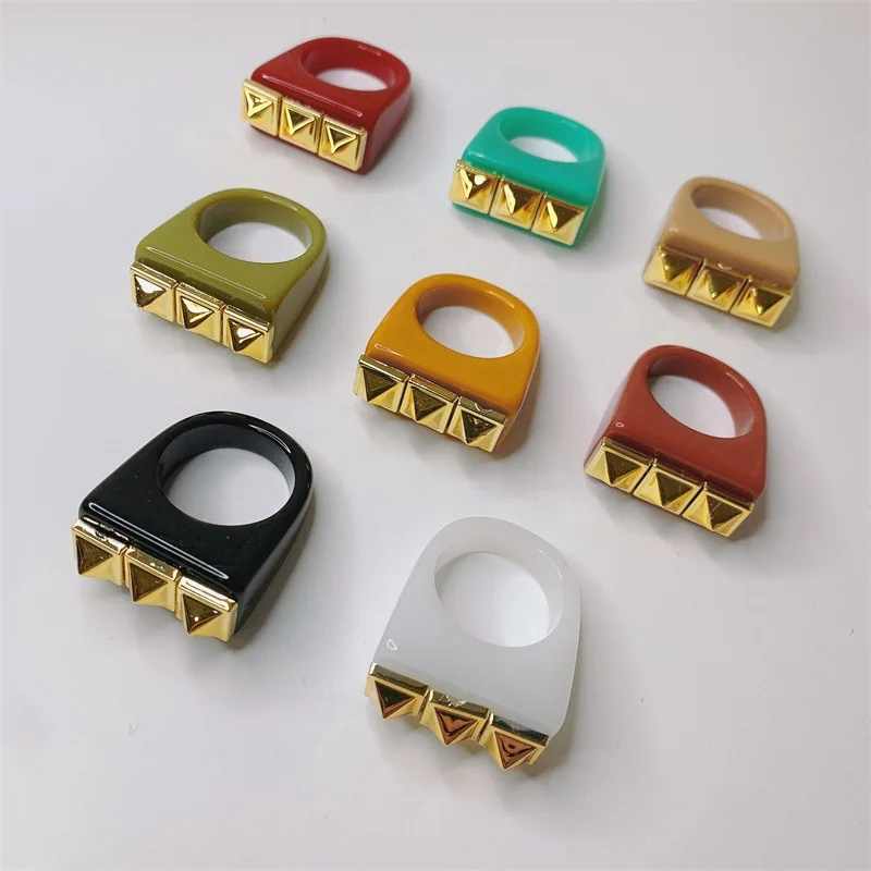 New Punk Aesthetic Gold Color Cone Colorful Resin Acrylic Geometric Square Rings For Women Girls Hiphop Rock Party Jewelry Gift
New Punk Aesthetic Gold Color Cone Colorful Resin Acrylic Geometric Square Rings For Women Girls Hiphop Rock Party Jewelry Gift
