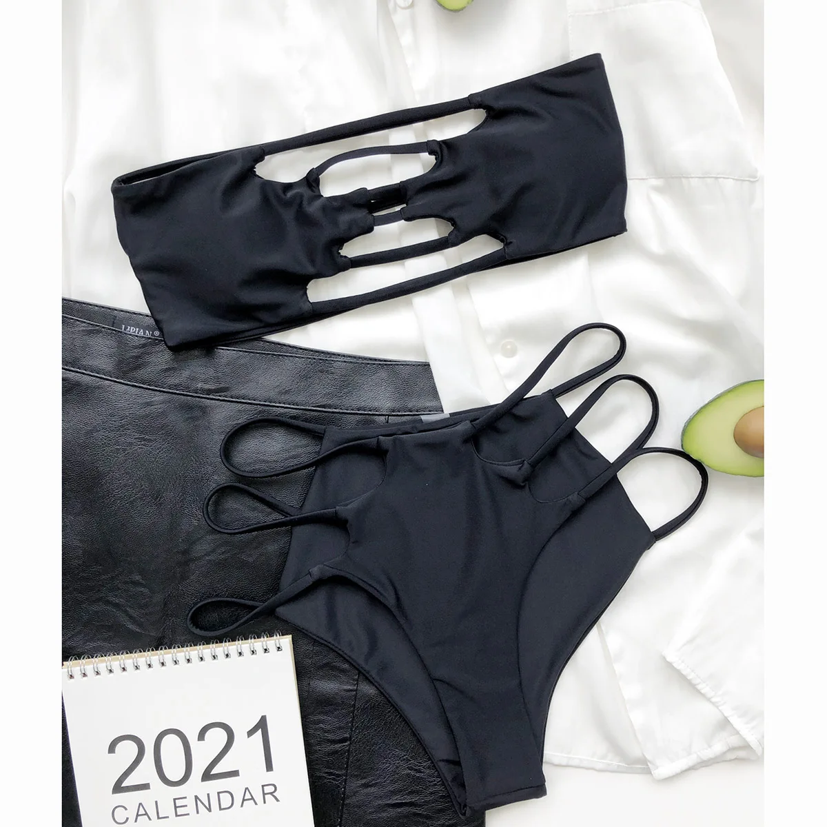 Sexy Bikini 2021 Micro Bikini Set High Waist Women Swimsuit Female Hollow Out Swimwear Biquini Solid Bathing Suit Swimming Suit
Sexy Bikini 2021 Micro Bikini Set High Waist Women Swimsuit Female Hollow Out Swimwear Biquini Solid Bathing Suit Swimming Suit