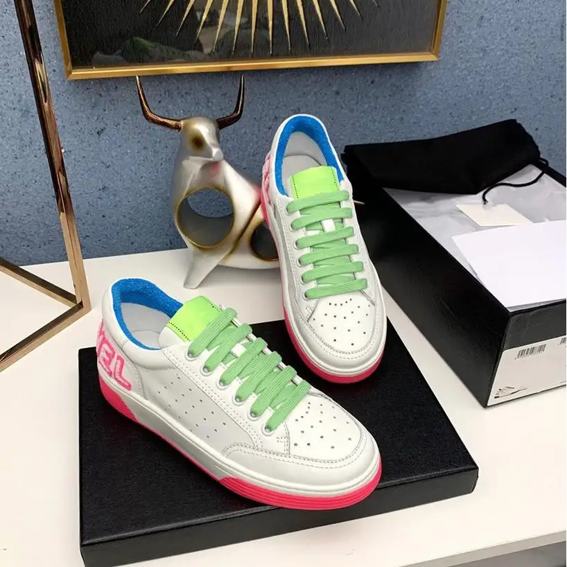 Spring and summer of 2020 popular jelly casual shoes cowhide-leather fabric and cotton towel interior color fashion
Spring and summer of 2020 popular jelly casual shoes cowhide-leather fabric and cotton towel interior color fashion