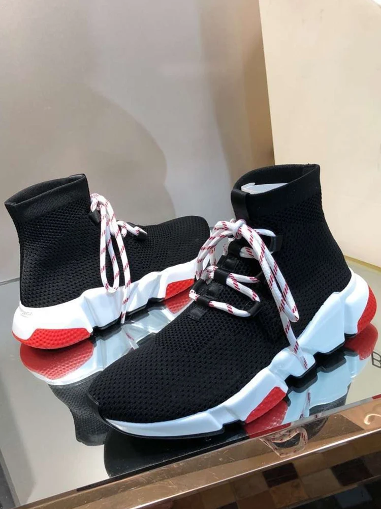 vallu2020 spring and autumn new color matching outsole light and comfortable lazy foot wool boot
vallu2020 spring and autumn new color matching outsole light and comfortable lazy foot wool boot