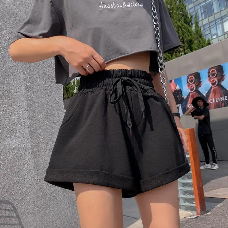 Shorts women's summer loose 2021 new thin style wear high waist show thin cotton casual pants wide leg versatile sports pants
Shorts women's summer loose 2021 new thin style wear high waist show thin cotton casual pants wide leg versatile sports pants