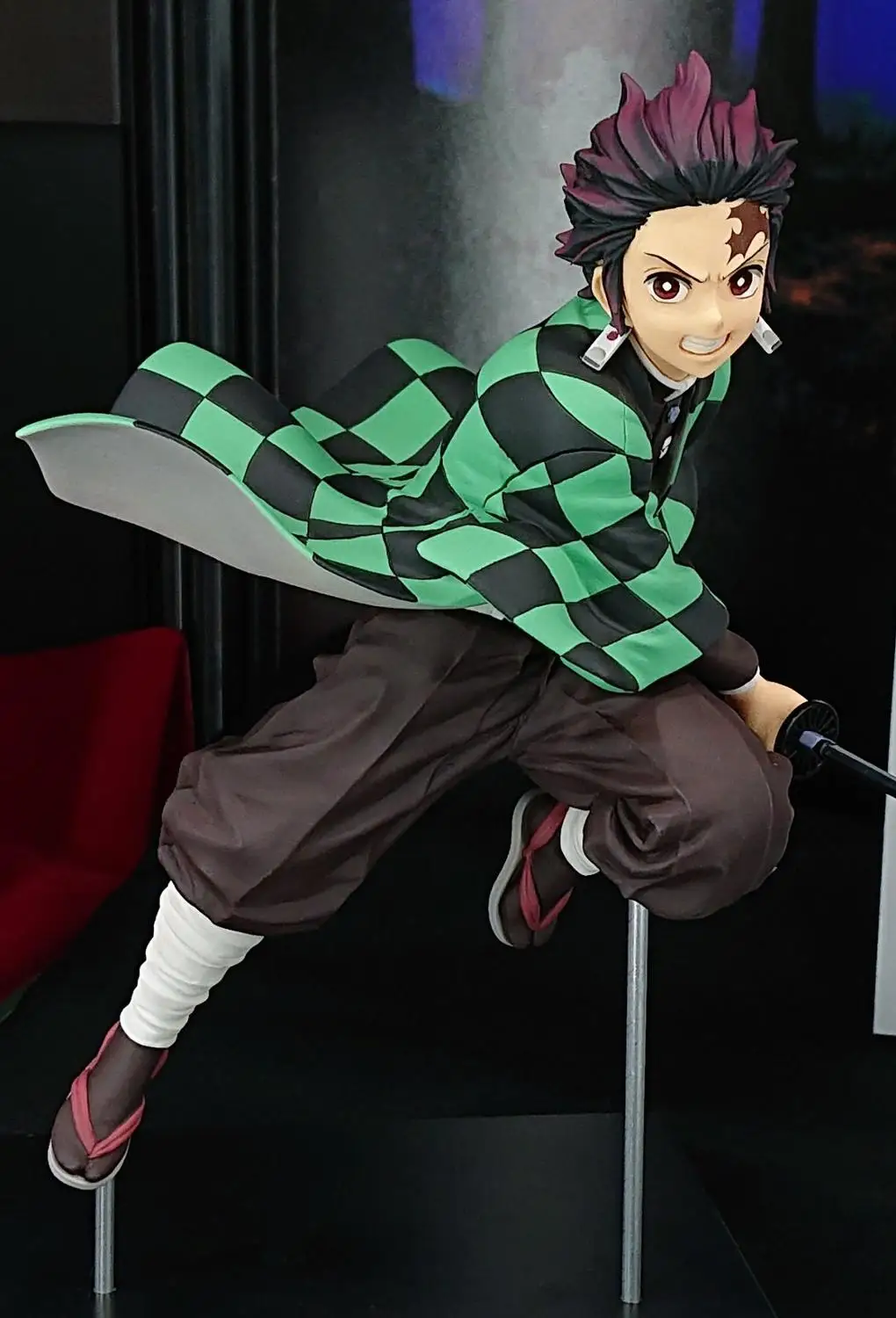 16cm Demon Slayer Kamado Tanjirou Action Figure New Collection Model toys for christmas gift
16cm Demon Slayer Kamado Tanjirou Action Figure New Collection Model toys for christmas gift