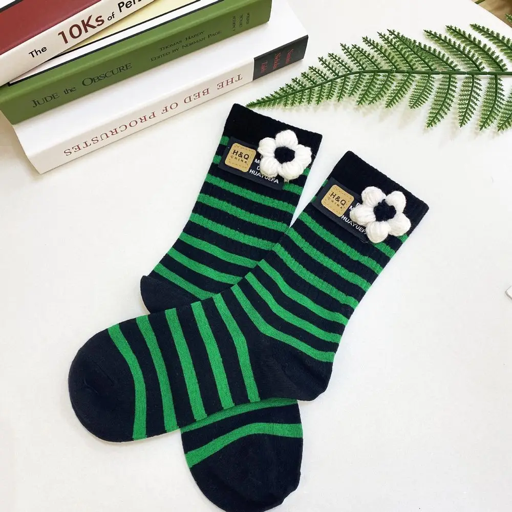Woolen Flower Basic hosiery Letter Leather Label Cotton Female Hosiery College style socks Sriped Socks Mid-tube Sock
Woolen Flower Basic hosiery Letter Leather Label Cotton Female Hosiery College style socks Sriped Socks Mid-tube Sock