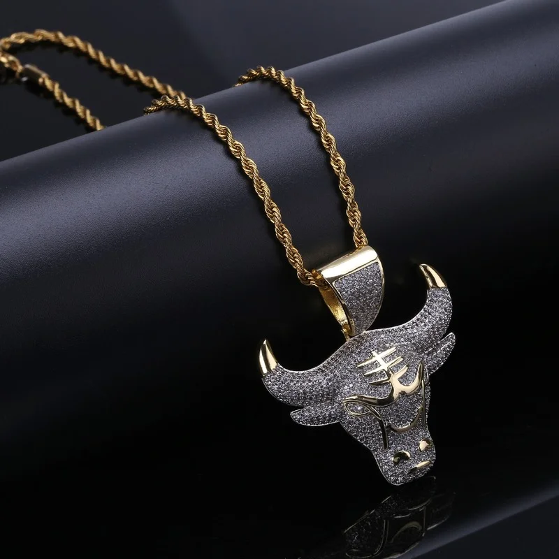 Micro Paved AAA+ Cubic Zirconia Bling Iced Out Cool Bull Head Pendants Necklace for Men Boys Hip Hop Rapper Jewelry Gold
Micro Paved AAA+ Cubic Zirconia Bling Iced Out Cool Bull Head Pendants Necklace for Men Boys Hip Hop Rapper Jewelry Gold