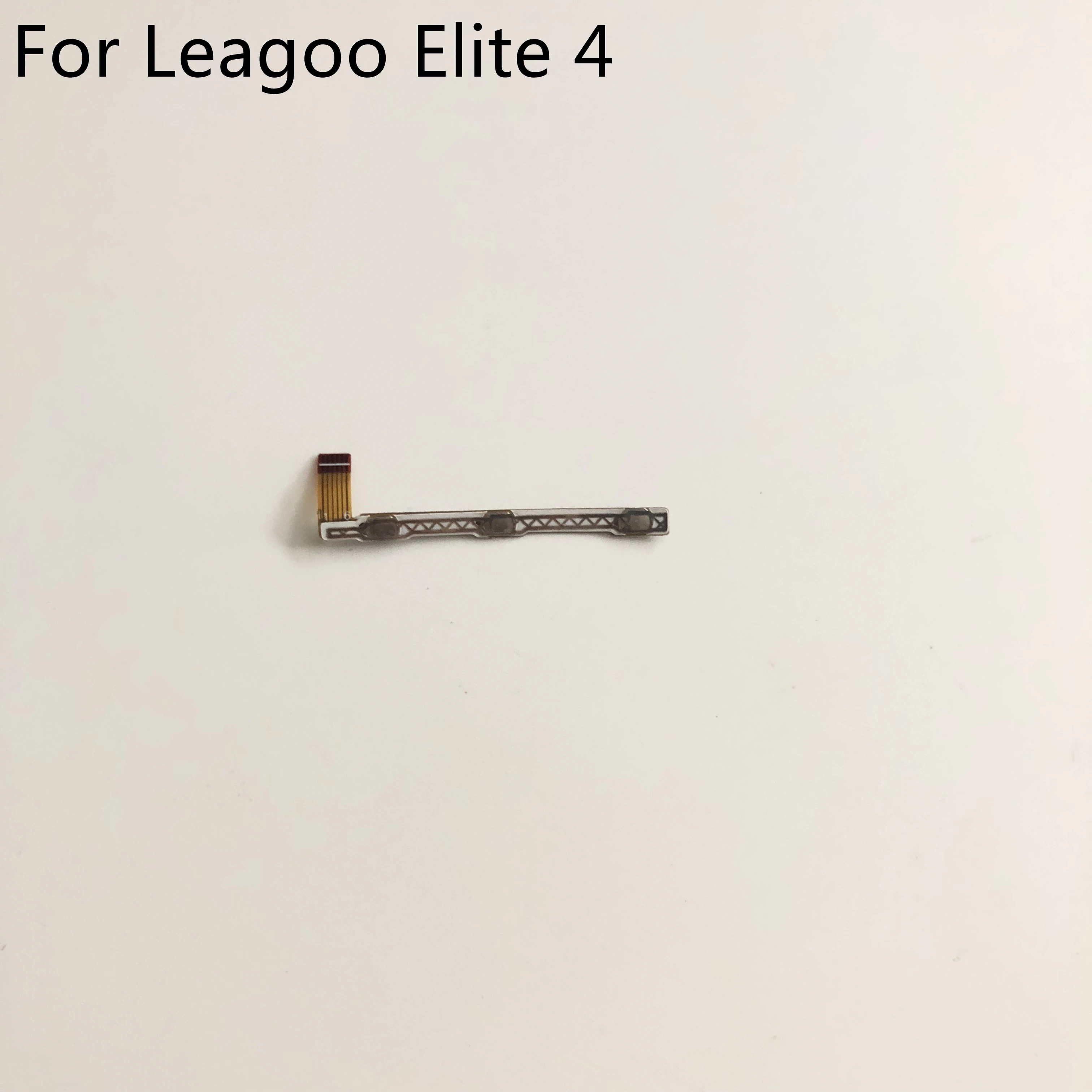 LEAGOO ELITE 4 используется кнопка включения и выключения питания + ключ громкости