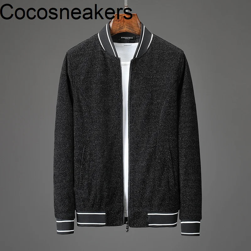 High grade comfortable and warm chenille fabric autumn winter men's contrast baseball collar slim jacket men's coat
High grade comfortable and warm chenille fabric autumn winter men's contrast baseball collar slim jacket men's coat