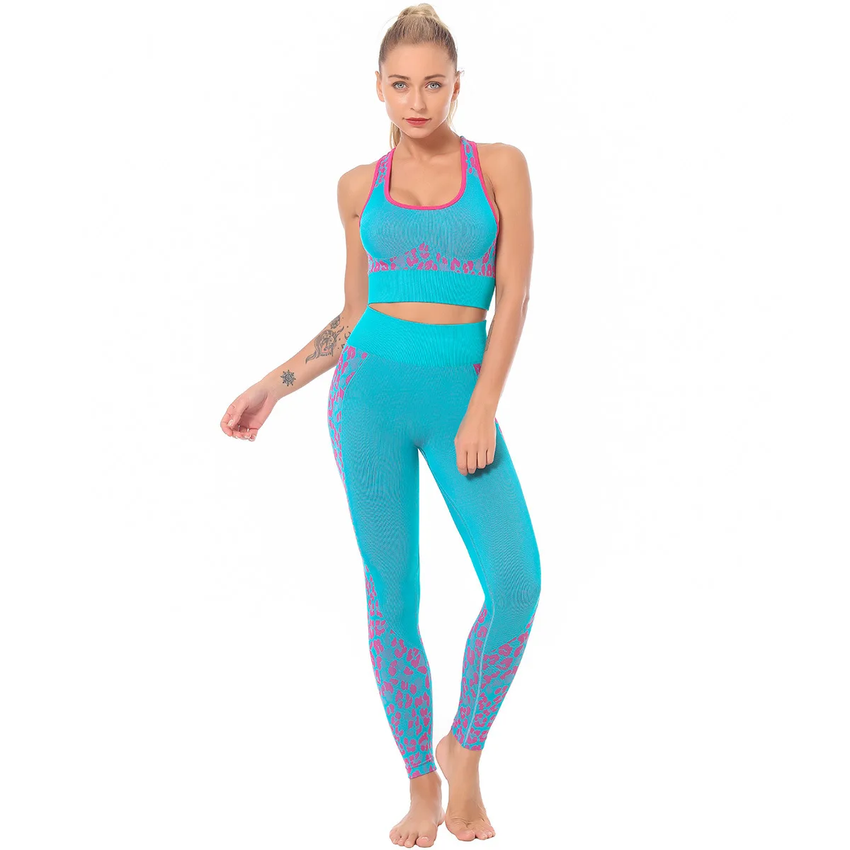2021 New Yoga Set Women Sport Suit Gym Clothes 2 Piece Seamless Out Fitness Long Sleeve Crop Top High Waist Workout Leggings
2021 New Yoga Set Women Sport Suit Gym Clothes 2 Piece Seamless Out Fitness Long Sleeve Crop Top High Waist Workout Leggings
