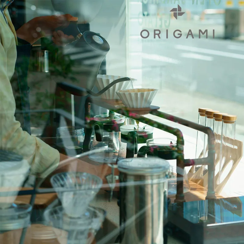 Origami Ceramic Coffee Dripper Hand Filter Cup Coffee Ceramic Cup Made in Japan Elegant & Modern Pour Over for 1-2/2-4 Cups
Origami Ceramic Coffee Dripper Hand Filter Cup Coffee Ceramic Cup Made in Japan Elegant & Modern Pour Over for 1-2/2-4 Cups