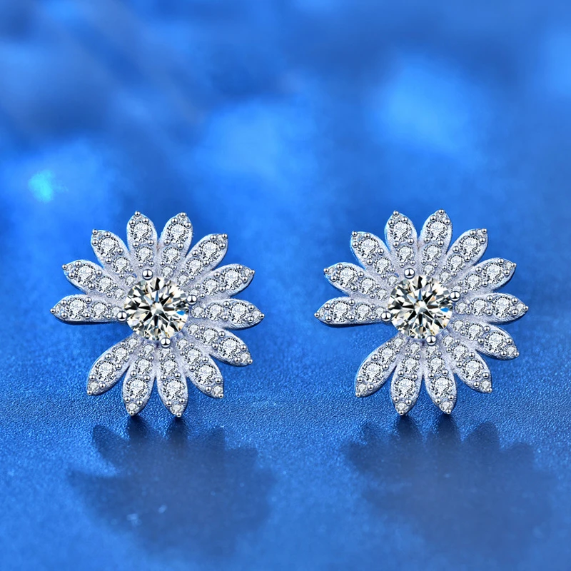 Moissanite Meteor Stud Earrings Luxury 925 Sterling Silver Women's Bright Anniversary Party 0.5 CT 5.0mm VVS D Color
Moissanite Meteor Stud Earrings Luxury 925 Sterling Silver Women's Bright Anniversary Party 0.5 CT 5.0mm VVS D Color