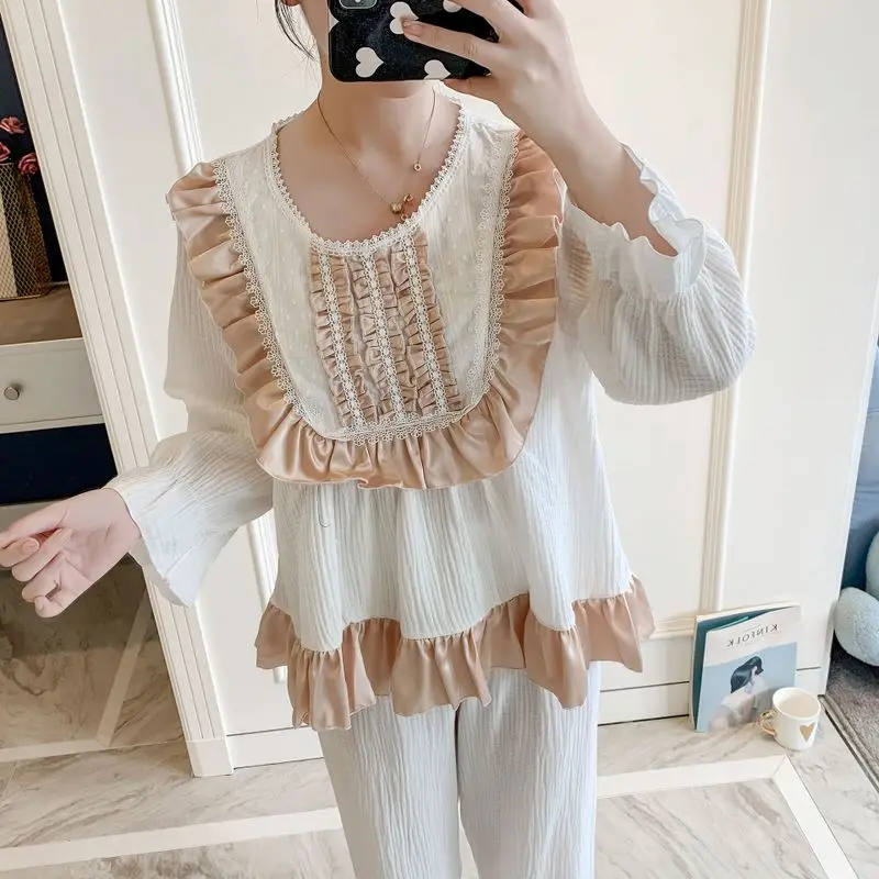 New Product for Autumn and Winter Ladies Cotton Satin Cute Long-sleeved Pajamas Suit Contrast Color Korean Version of The Palace
New Product for Autumn and Winter Ladies Cotton Satin Cute Long-sleeved Pajamas Suit Contrast Color Korean Version of The Palace