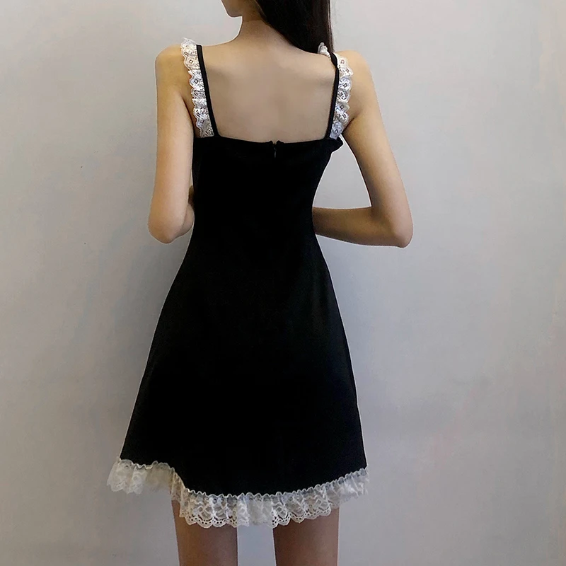 Goth Dark Lace Patchwork Spaghetti Strap Dress A-Line Backless Bow Gothic Summer Dresses Satin Mini Sundress Sexy Party Clubwear
Goth Dark Lace Patchwork Spaghetti Strap Dress A-Line Backless Bow Gothic Summer Dresses Satin Mini Sundress Sexy Party Clubwear