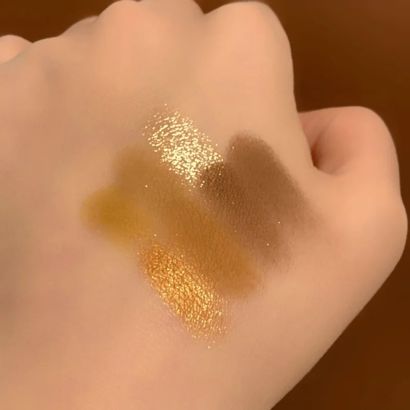 8-color eyeshadow palette matte pearlescent student earth color desert rose eyeshadow facial beauty products makeup palette
8-color eyeshadow palette matte pearlescent student earth color desert rose eyeshadow facial beauty products makeup palette