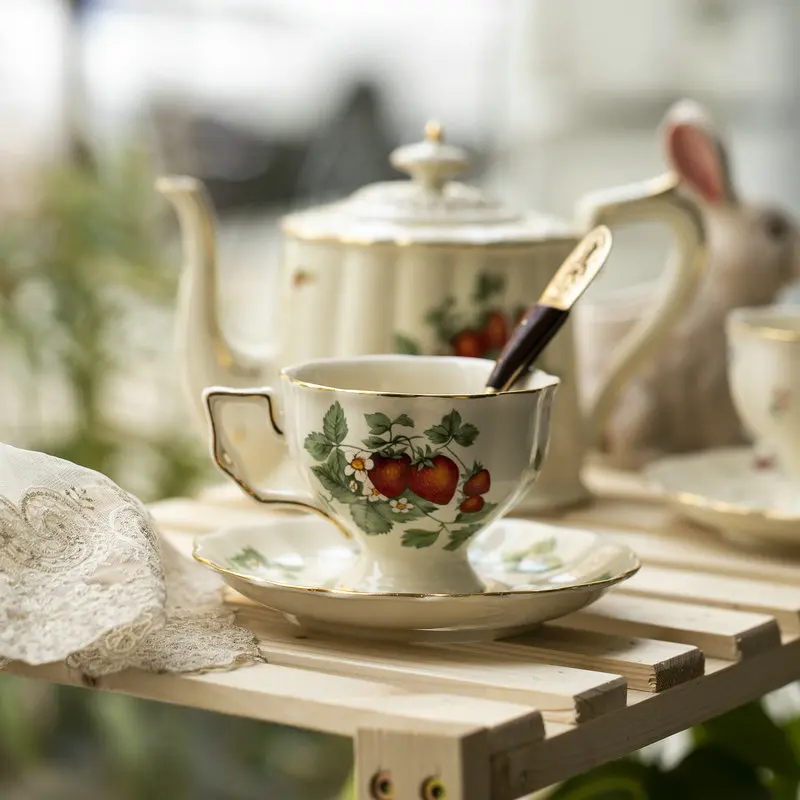 Retro Ceramic Coffee Cups Turkish European Creative High Quality Afternoon Tea Office Cup Reusable Porcelain Home Drinkware DF50
Retro Ceramic Coffee Cups Turkish European Creative High Quality Afternoon Tea Office Cup Reusable Porcelain Home Drinkware DF50