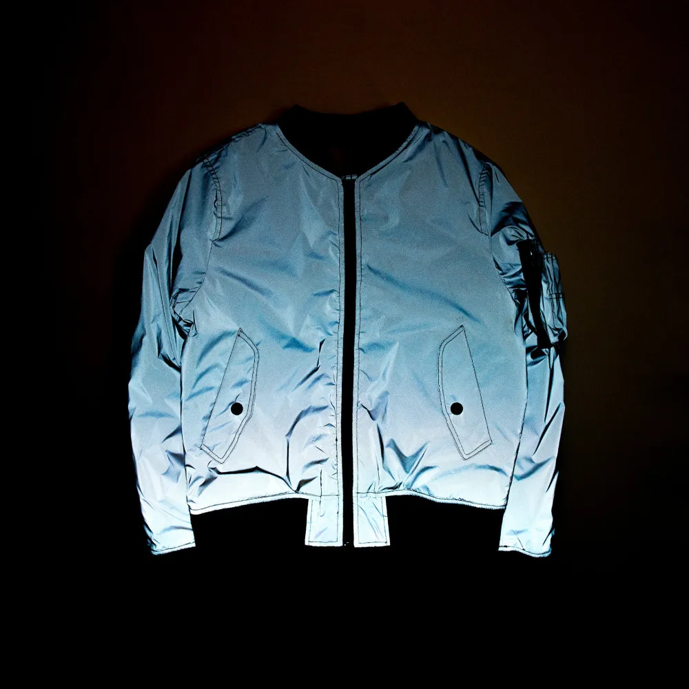 Autumn winter men night full reflective jacket windbreaker clothing mens military army bomber jackets and coats manteau homme
Autumn winter men night full reflective jacket windbreaker clothing mens military army bomber jackets and coats manteau homme