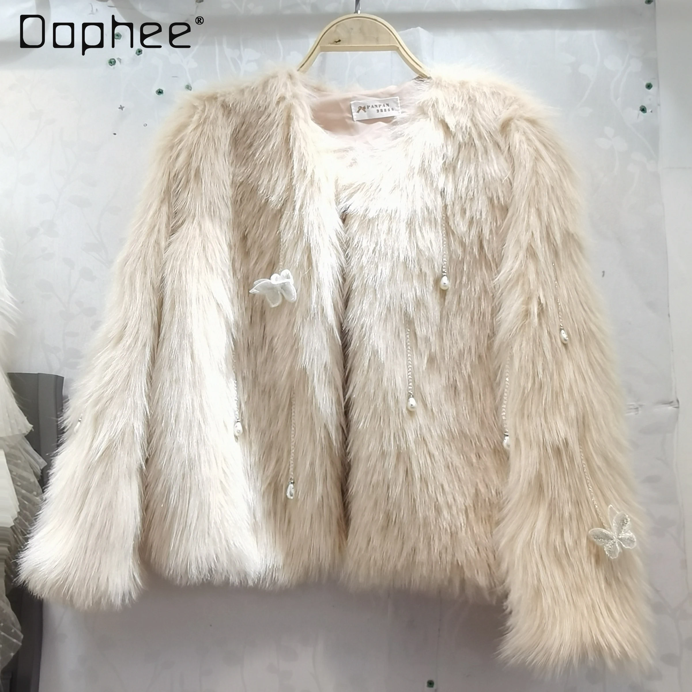 Женская короткая шуба из искусственного меха, короткая Шуба с длинным рукавом, круглым вырезом и бахромой из искусственного меха, зима 2021
Женская короткая шуба из искусственного меха, короткая Шуба с длинным рукавом, круглым вырезом и бахромой из искусственного меха, зима 2021