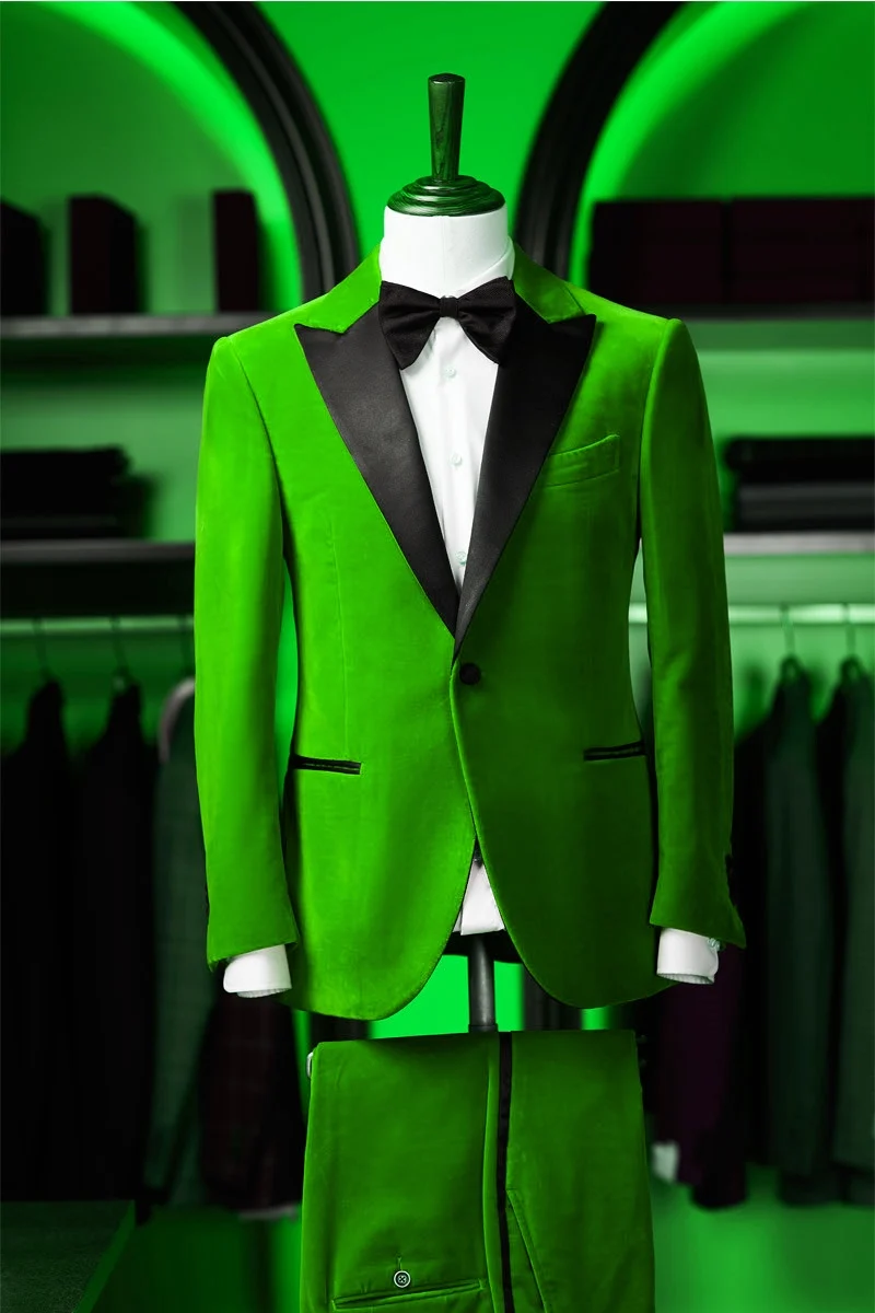 

Handsome Velveteen Groomsmen Peak Lapel Groom Tuxedos Men Suits Wedding/Prom Best Man Blazer ( Jacket+Pants+Tie) B270