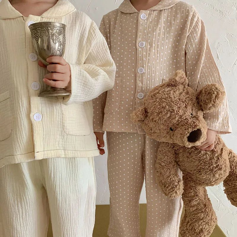 2021 Autumn New Kids Pajamas Dot Girls Sleepwear Casual Nightclothes for Brothers and Sisters Linen Girls Pajamas
2021 Autumn New Kids Pajamas Dot Girls Sleepwear Casual Nightclothes for Brothers and Sisters Linen Girls Pajamas