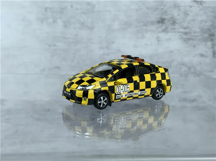 Tiny 1/64 Toyota Prius MC12 Collection Metal Die-cast Simulation Model Cars Toys
Tiny 1/64 Toyota Prius MC12 Collection Metal Die-cast Simulation Model Cars Toys