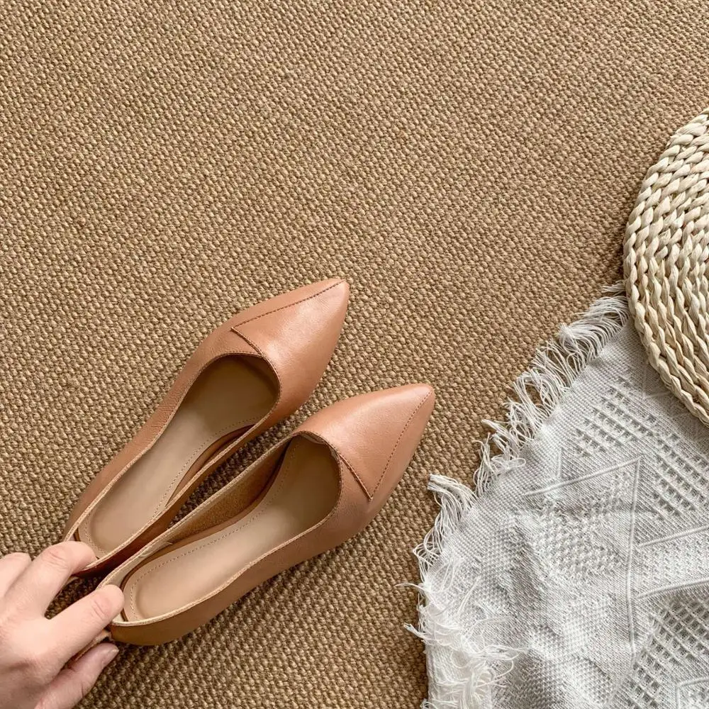 Krazing Pot real leather pointed toe low heel candy colors sweet Korean street pretty girls dating slip on basic women pumps Ld2
Krazing Pot real leather pointed toe low heel candy colors sweet Korean street pretty girls dating slip on basic women pumps Ld2