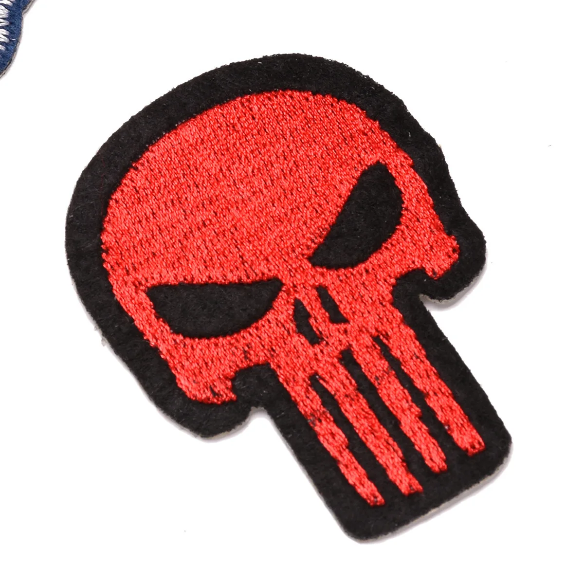 Pink Skull Iron on Patches Fashion Denim Embroidered Appliques Thermo Stickers Embroidery Cloth Cute Patches for Women Underwear
Pink Skull Iron on Patches Fashion Denim Embroidered Appliques Thermo Stickers Embroidery Cloth Cute Patches for Women Underwear