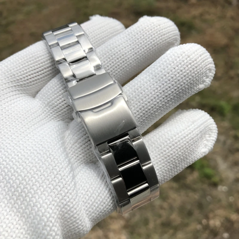 STEELDIVE1954 restoring ancient ways is automatic mechanical watch Oman sea water ghost luminous watches men steel belt diving w 
STEELDIVE1954 restoring ancient ways is automatic mechanical watch Oman sea water ghost luminous watches men steel belt diving w