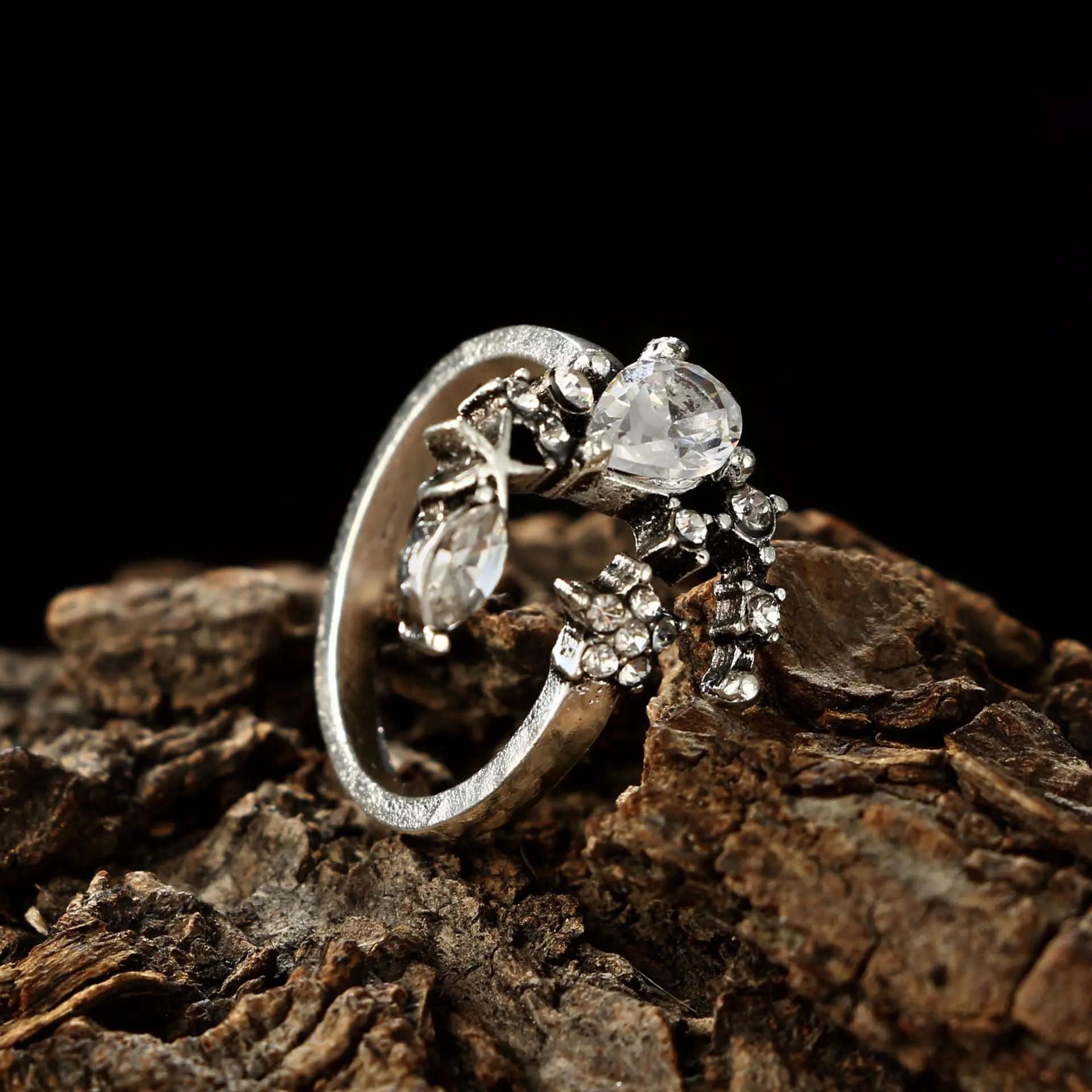 Женское кольцо в стиле Звездная ночь 34 Винтажное геометрической формы с