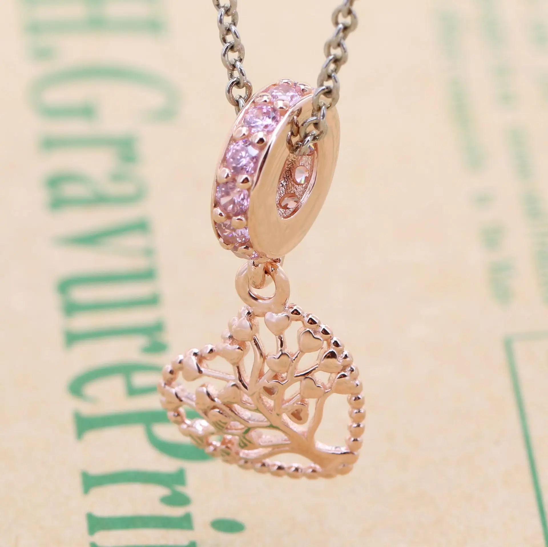 Lorena S925 Sterling Silver Pendant New Rose Gold Life Tree Pendant Fashion Versatile Branch Hanger Fit Original Charms
Lorena S925 Sterling Silver Pendant New Rose Gold Life Tree Pendant Fashion Versatile Branch Hanger Fit Original Charms