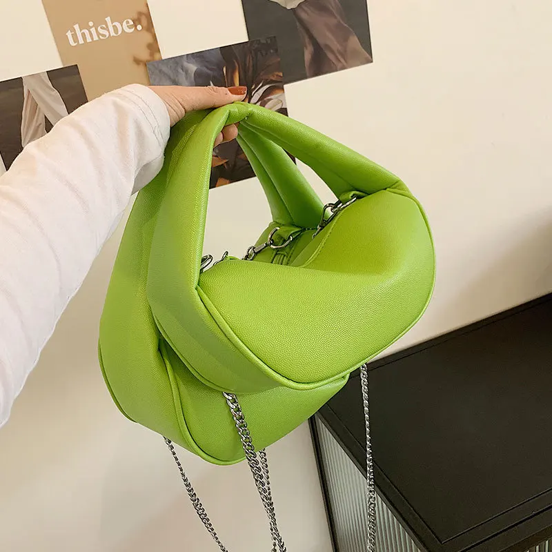 2021new Fashion Brand Designer Western Style Chain Messenger Bag Fashion Hand Single Shoulder Bag High Quality Leather Small Bag
2021new Fashion Brand Designer Western Style Chain Messenger Bag Fashion Hand Single Shoulder Bag High Quality Leather Small Bag