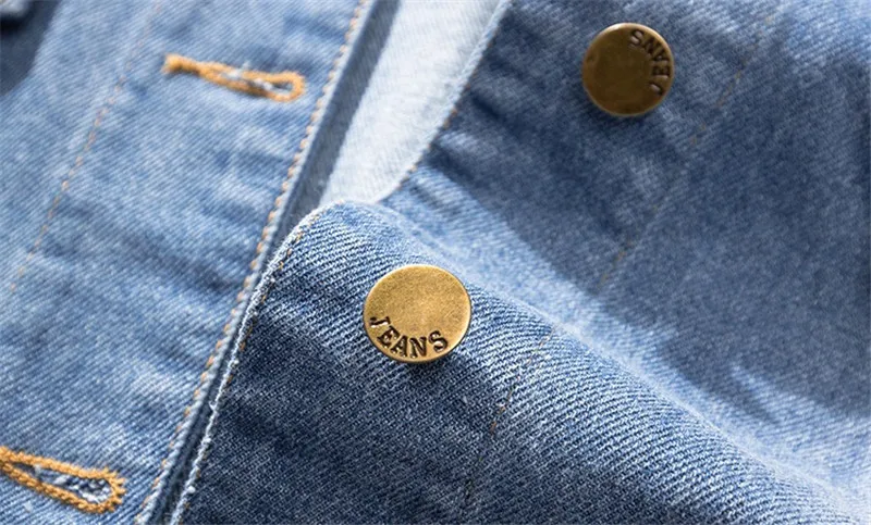 CBAFU plus size women denim jacket beading embroidery pattern lapel blue long sleeve loose denim coat hole outwear F461
CBAFU plus size women denim jacket beading embroidery pattern lapel blue long sleeve loose denim coat hole outwear F461