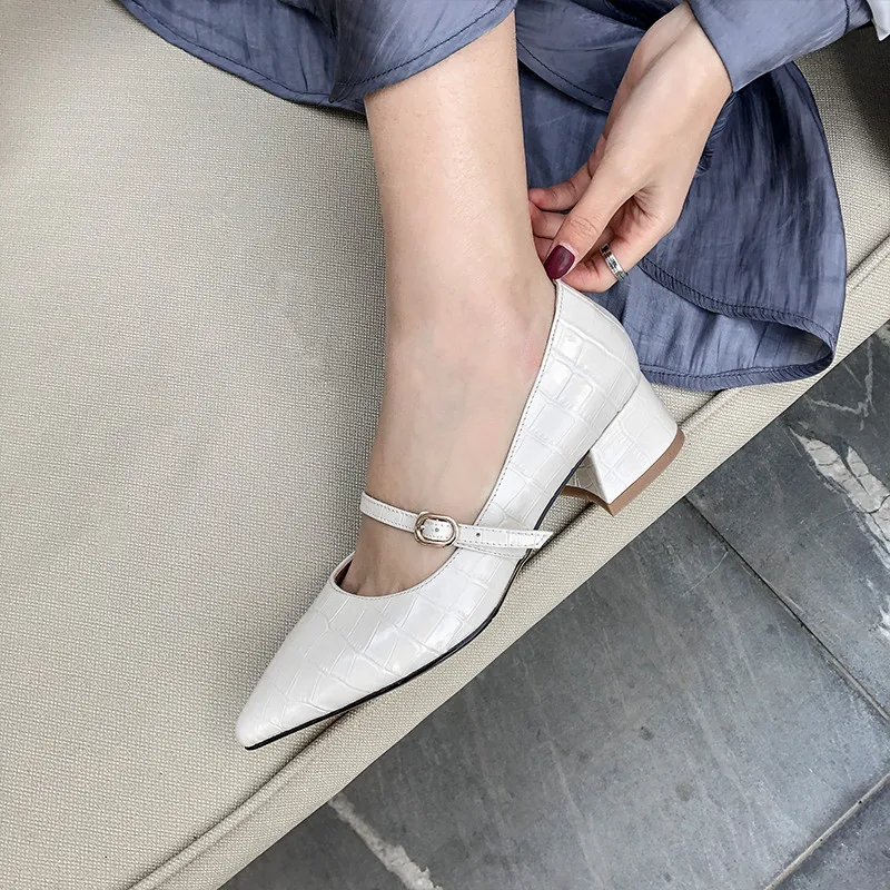 FEDONAS New Arrival Women Square Toe Party Basic Shoes Spring Summer Elegant Concise Shoes Sweet Genuine Shoes Woman
FEDONAS New Arrival Women Square Toe Party Basic Shoes Spring Summer Elegant Concise Shoes Sweet Genuine Shoes Woman