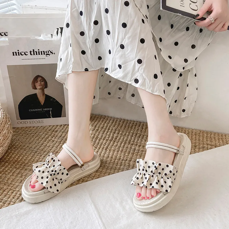 Shoes Lady Slippers Flat Slipers Women Platform Med Slides Fashion Girl 2021 Luxury Fabric Scandals Rubber Basic Rome PU Cotton
Shoes Lady Slippers Flat Slipers Women Platform Med Slides Fashion Girl 2021 Luxury Fabric Scandals Rubber Basic Rome PU Cotton