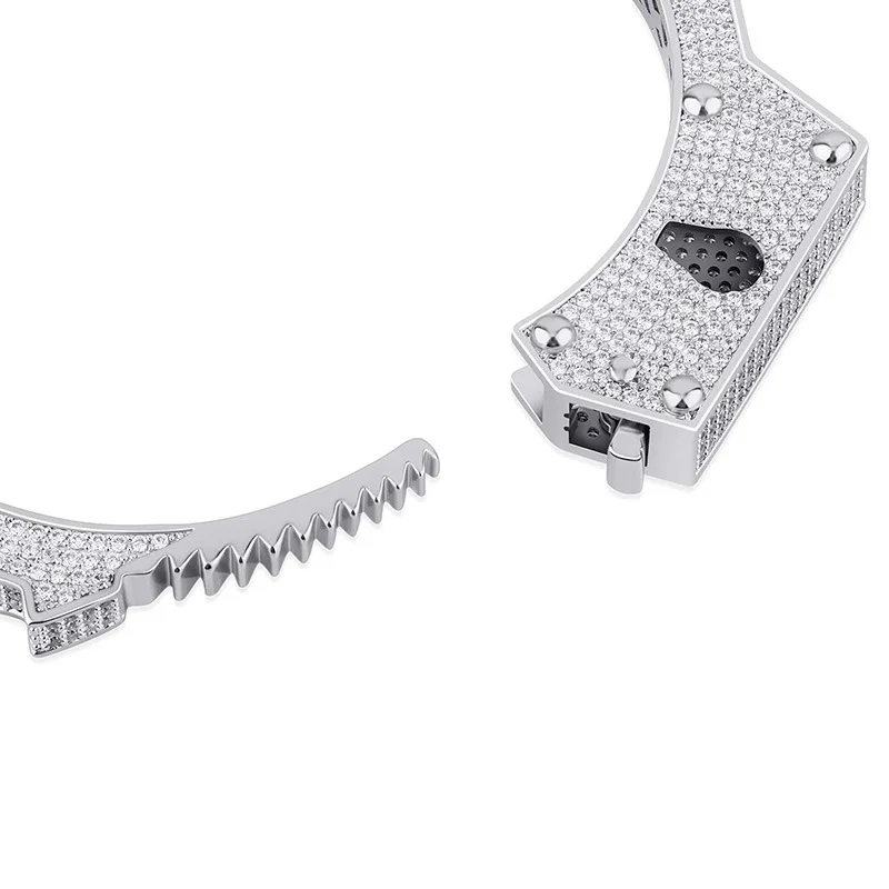 Fashion Personality Hip-Hop Punk Style Bracelets Silver Handcuffs Inlaid Zircon Bracelet Jewelry Gift For Men And Women
Fashion Personality Hip-Hop Punk Style Bracelets Silver Handcuffs Inlaid Zircon Bracelet Jewelry Gift For Men And Women
