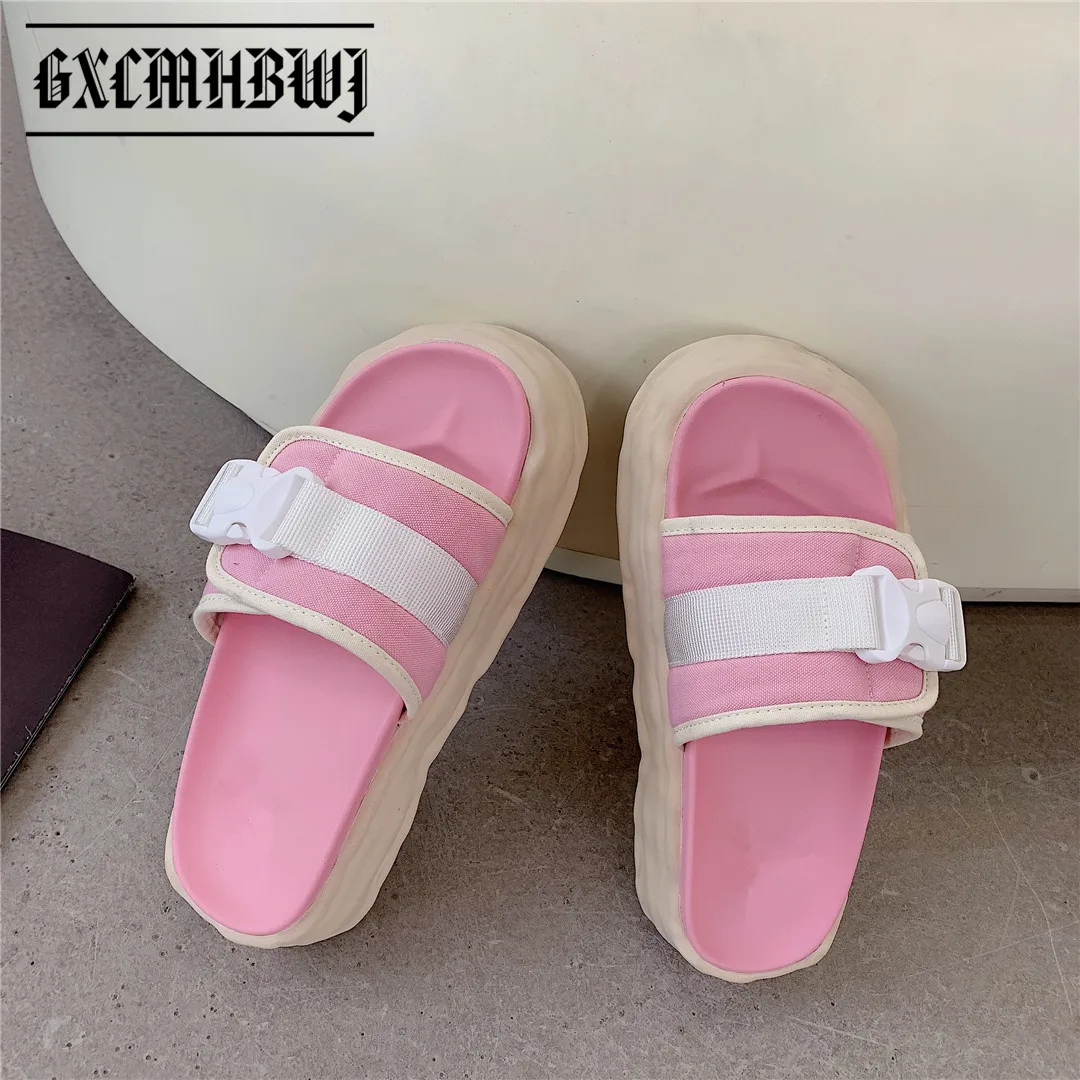 GXCMHBWJ 2021 New Fashion Pink Buckle Flat Platform Women Slippers Summer Outdoor Candy Color Thick Bottom Slip On Lady Slides
GXCMHBWJ 2021 New Fashion Pink Buckle Flat Platform Women Slippers Summer Outdoor Candy Color Thick Bottom Slip On Lady Slides