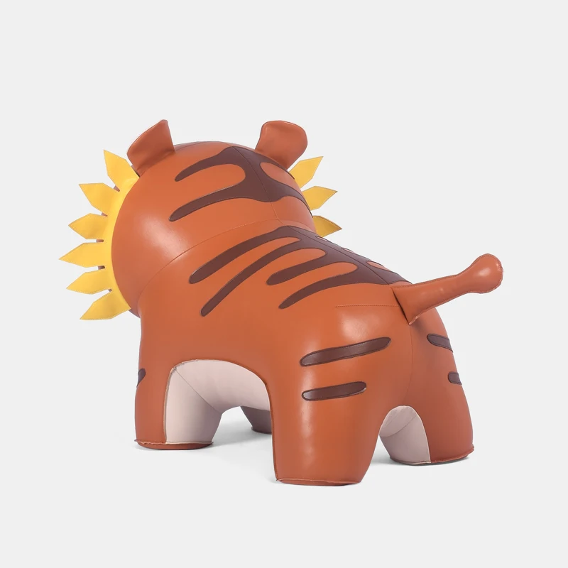 Oversized Animal-Shaped Sofa Stool Leather Tiger Stool Designer Home Decoration Living Room Floor Shoe Changing Stool
Oversized Animal-Shaped Sofa Stool Leather Tiger Stool Designer Home Decoration Living Room Floor Shoe Changing Stool
