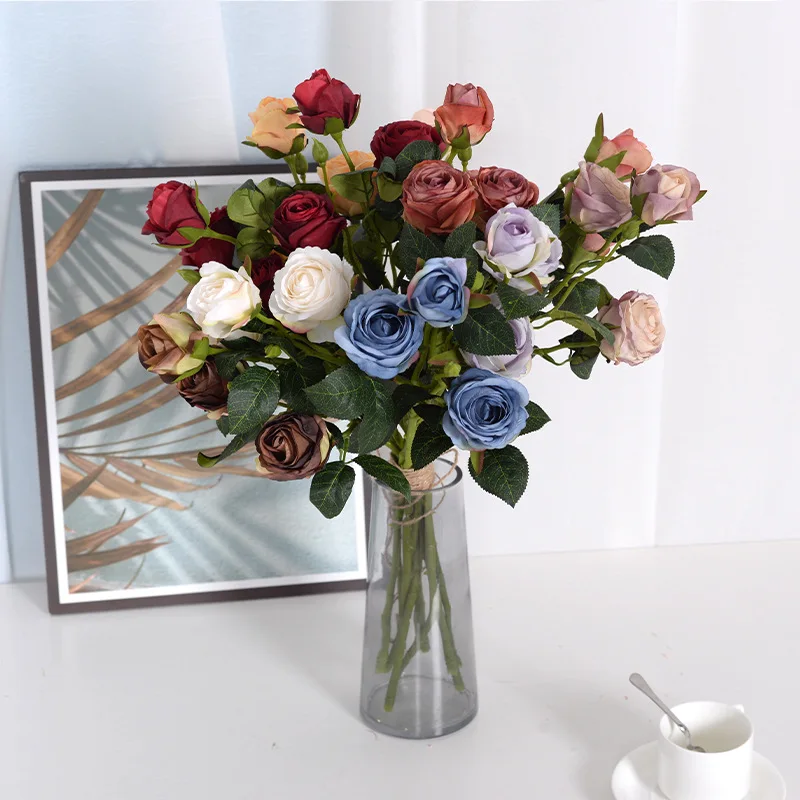 54cm European Retro Coke Edge 3 Roses Artificial Flowers Wedding Home Decoration Flowers Fake Flowers Valentine's Day Gifts DIY 
54cm European Retro Coke Edge 3 Roses Artificial Flowers Wedding Home Decoration Flowers Fake Flowers Valentine's Day Gifts DIY